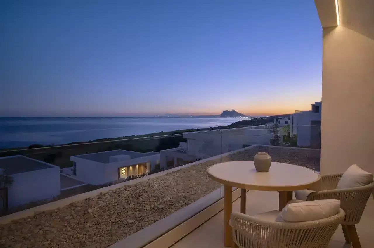 La-Hacienda-Golf-Hotel-Terrace-View-Sunset